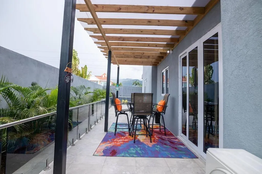 The Luxurious Chateau Appartement Kingston